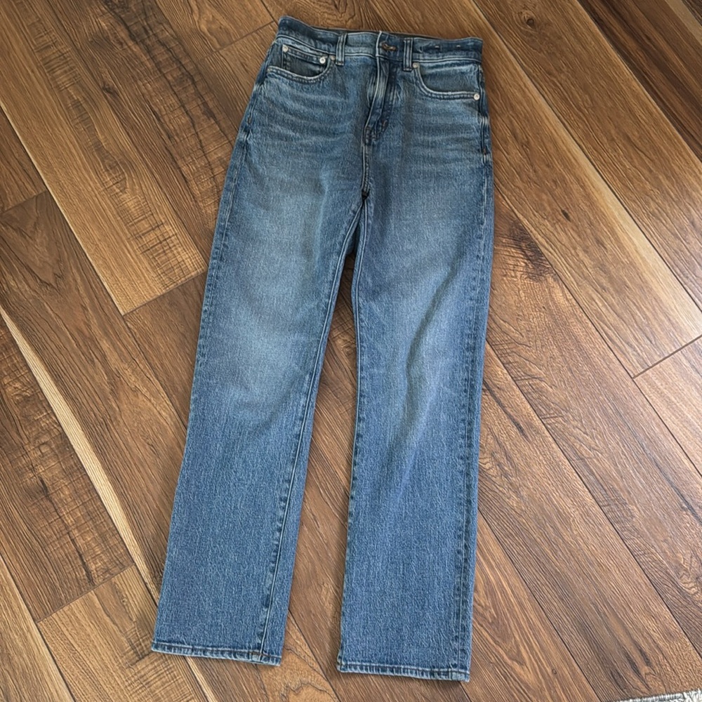 Madewell 90s Straight Jeans - Picture 6 of 6